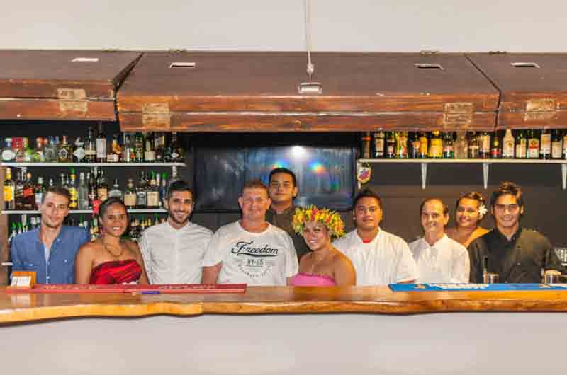 the-lucky-house-restaurant-pool-bar-team